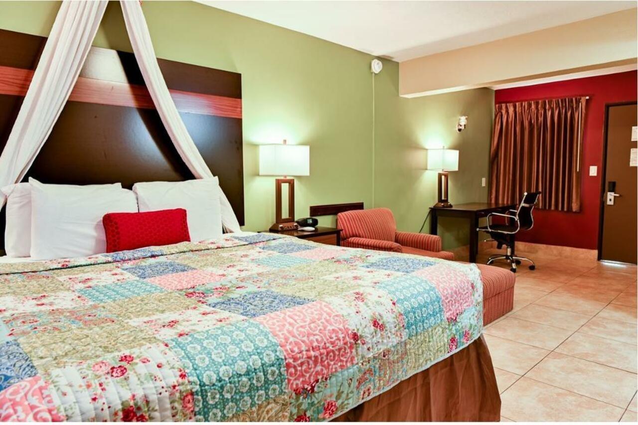 Oceans Beach Resort & Suites Pompano Beach Ngoại thất bức ảnh