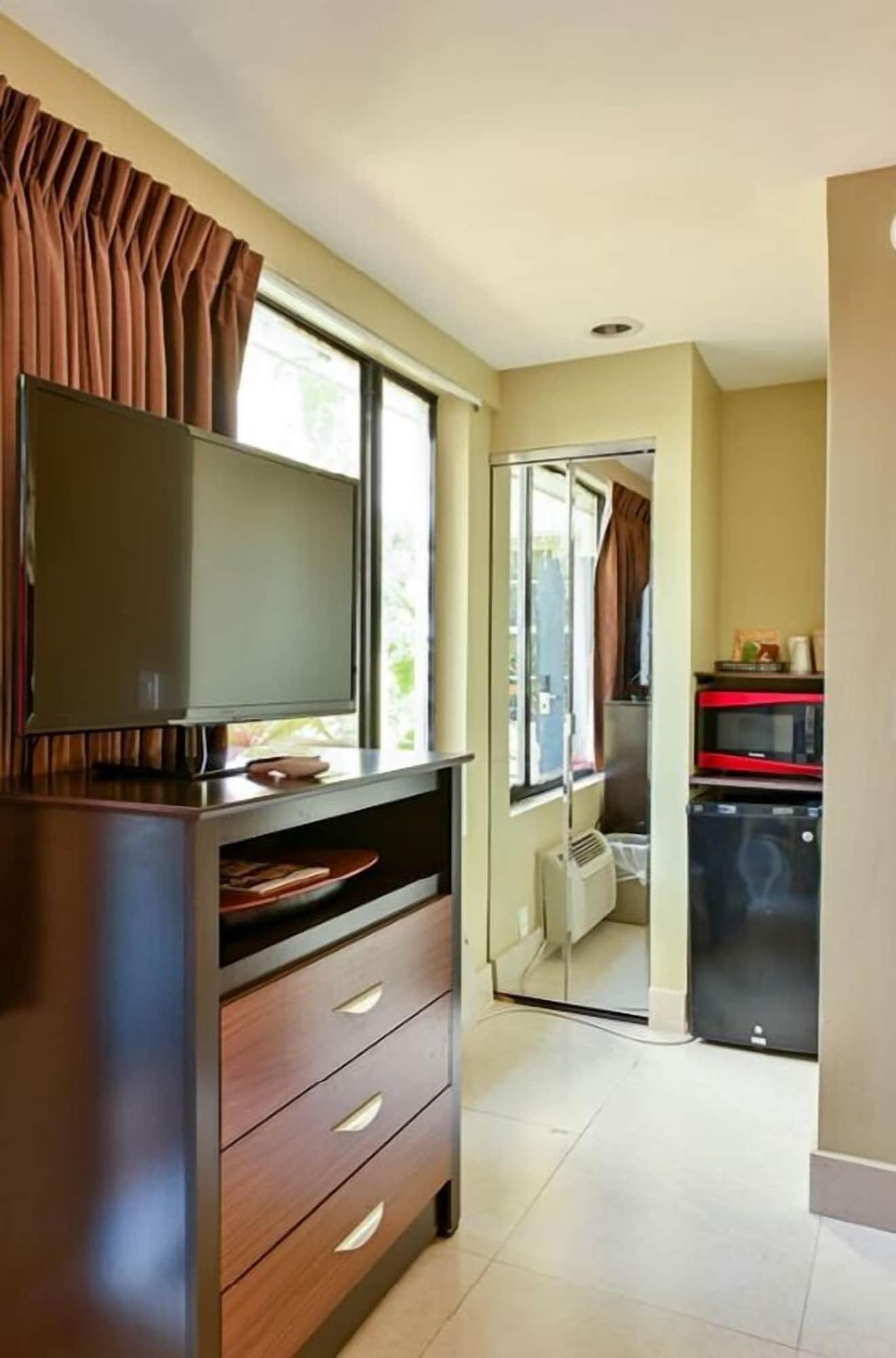 Oceans Beach Resort & Suites Pompano Beach Ngoại thất bức ảnh