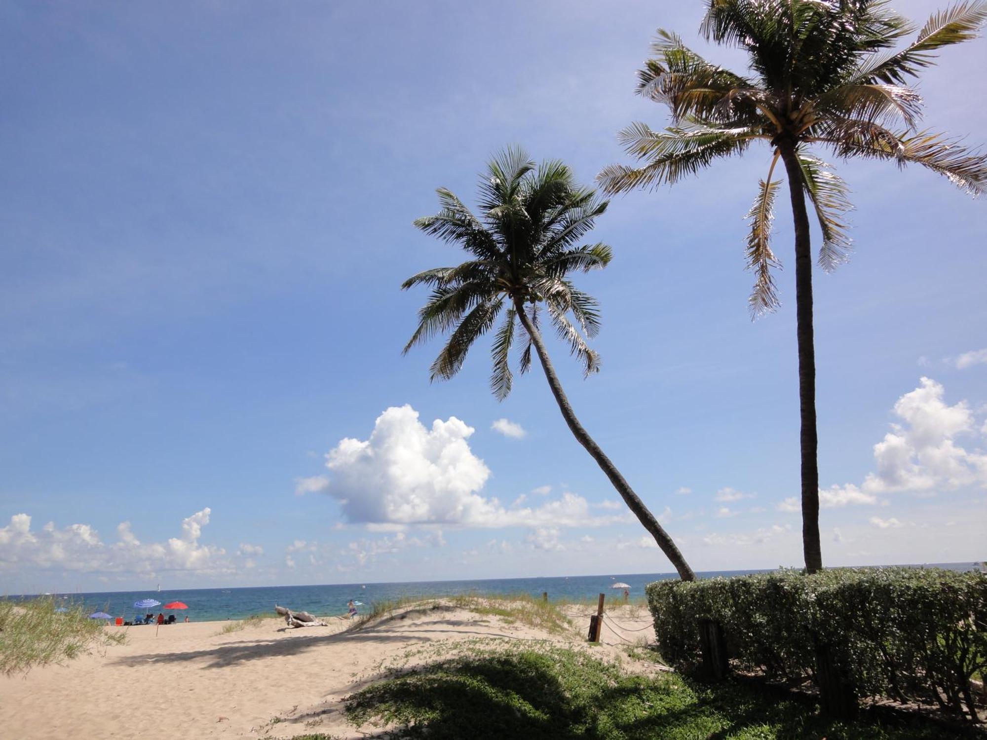 Oceans Beach Resort & Suites Pompano Beach Ngoại thất bức ảnh